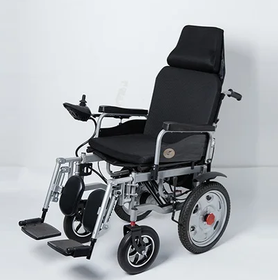 Executive Electric Wheelchair 90R+