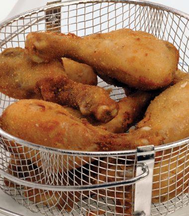 Deep Fryer 1800W | Cool-Touch Design with Adjustable Thermostat