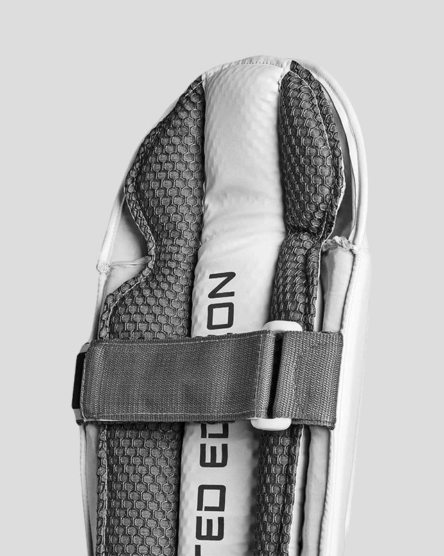 CA Pro Limited Edition Wicket Keeping Pads