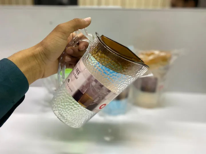 1000ml Ribbed Shape Thermal Oil Jug Transparent Multipurpose Hot Cold Liquid Dispenser