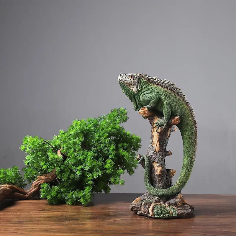 Purilite Select Resin Lizard Figure