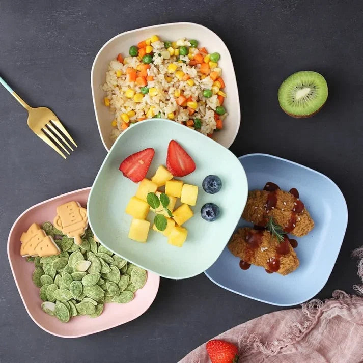 10-Piece Plastic Plates with Stand
