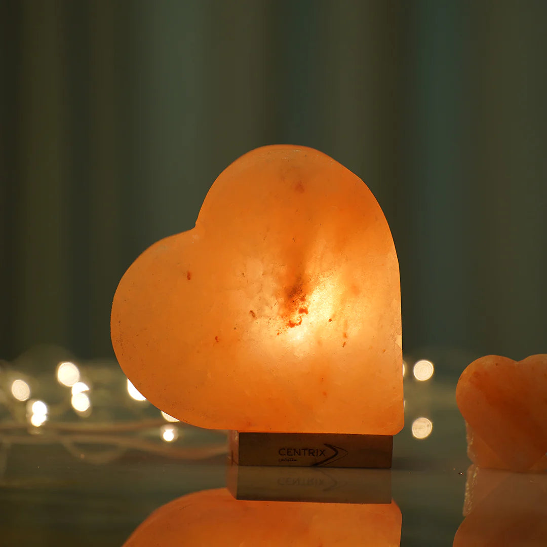 Salt Lamp Heart with Natural Wood Base -  (EU-Cord, UK-Cord, UK Cord with Dimmer)