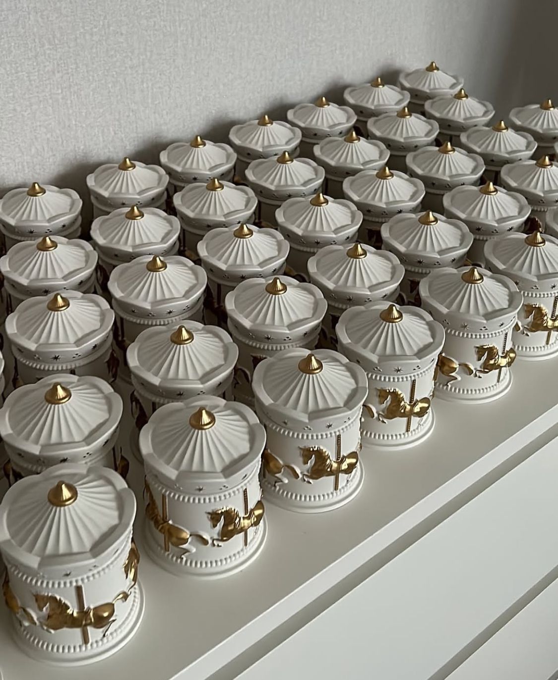 White and Gold Carousel Trinket Jars – Elegant Party Favors & Home Decor