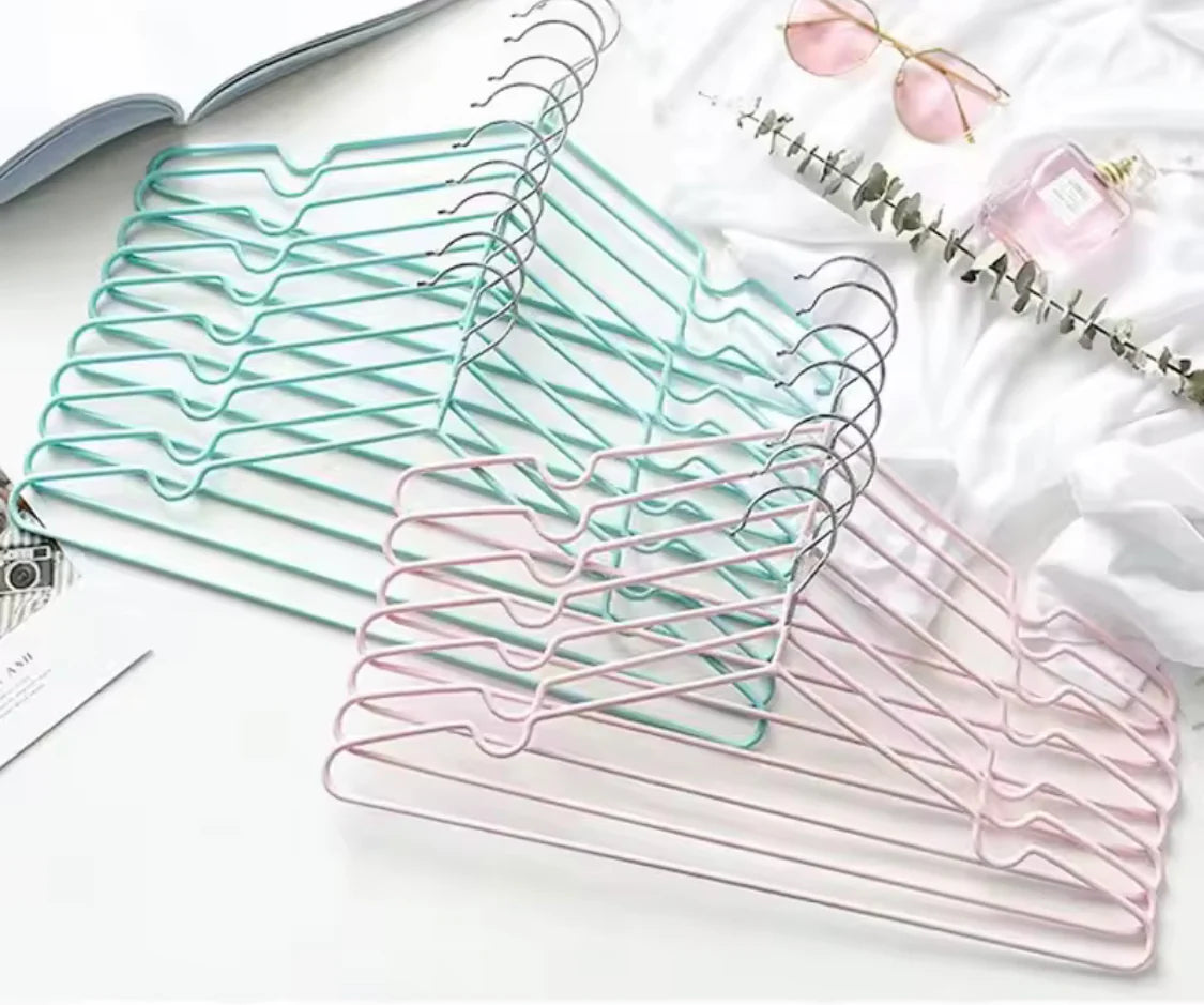 10pcs Non-Slip Metal Coat Clothes Hanger Set
