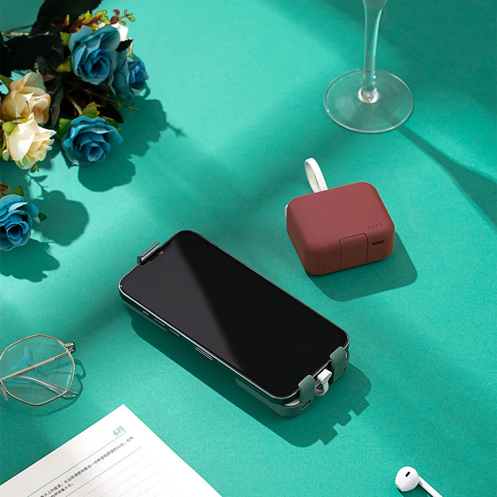 Purilite Select 4000mAh Mini Portable Power Bank with Built-in Cables Compact Fast Charging External Battery