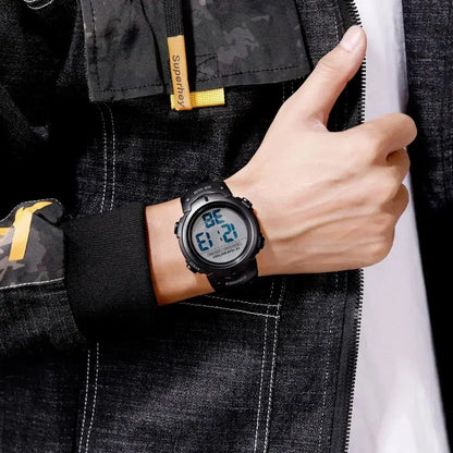SKMEI 1560 Men’s Digital Watch