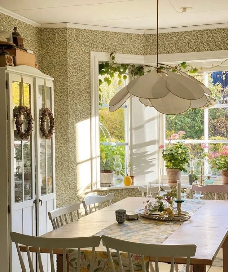 Purilite Select LED Flower Pendant Light