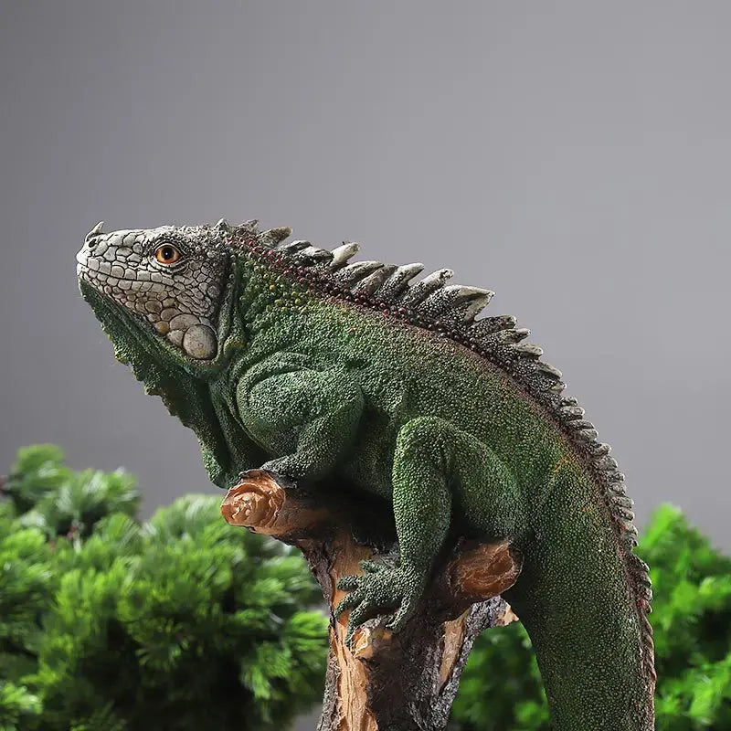 Purilite Select Resin Lizard Figure