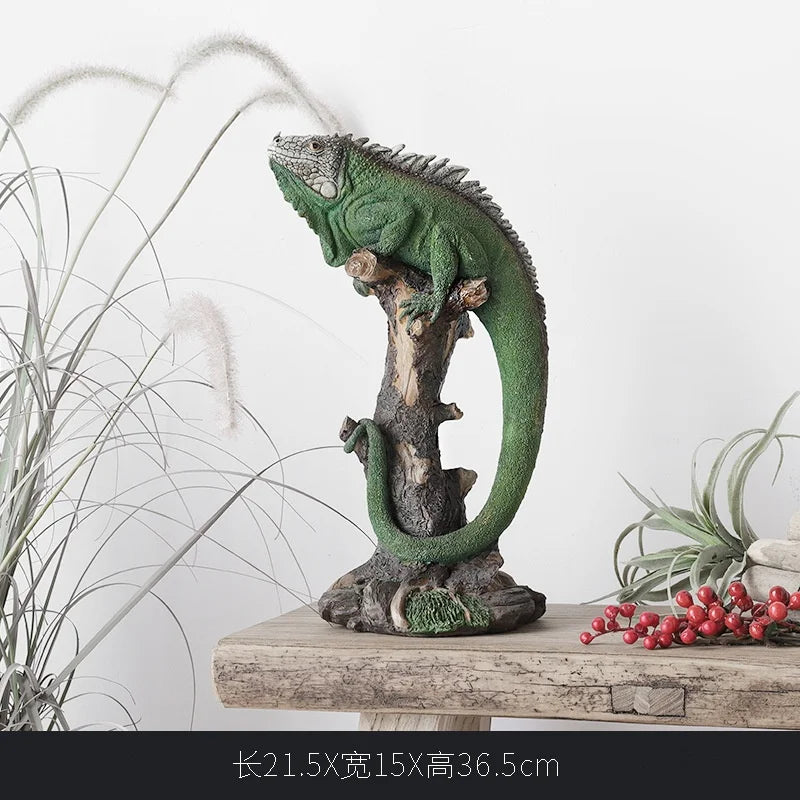 Purilite Select Resin Lizard Figure
